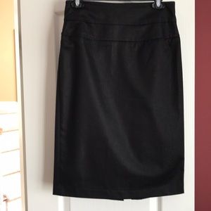 NWT KENAR Black pencil skirt.